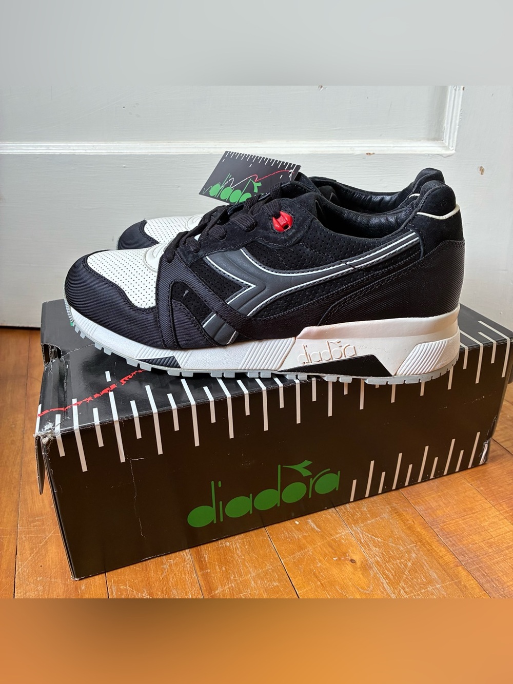 Diadora x Concepts N9000 Shoes Mens Size 8.5 Ratpack Tuxedo Special Box